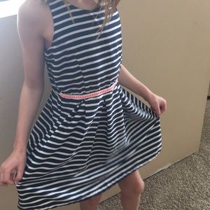 Dress kids